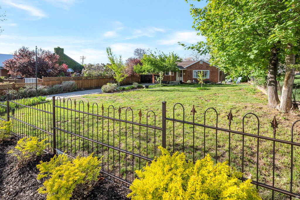 2457 E E 2100 Salt Lake City, UT 84109