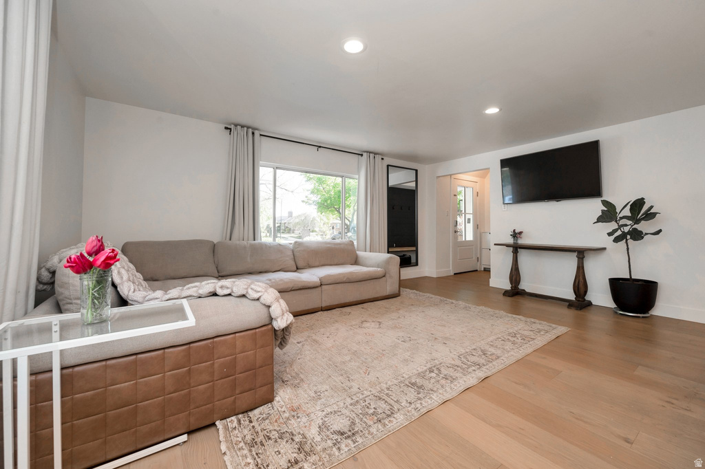 2457 E E 2100 Salt Lake City, UT 84109