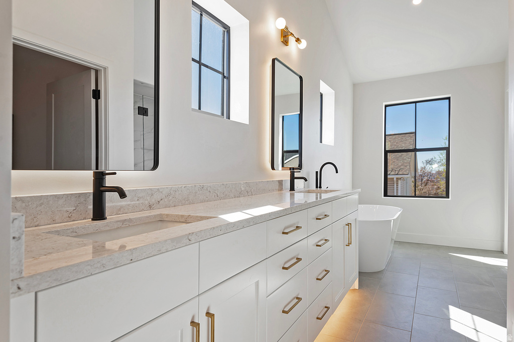 571 S MCCLELLAND ST Salt Lake City, UT 84102
