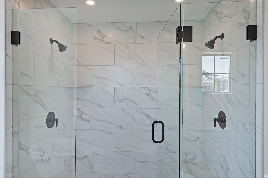 571 S MCCLELLAND ST Salt Lake City, UT 84102