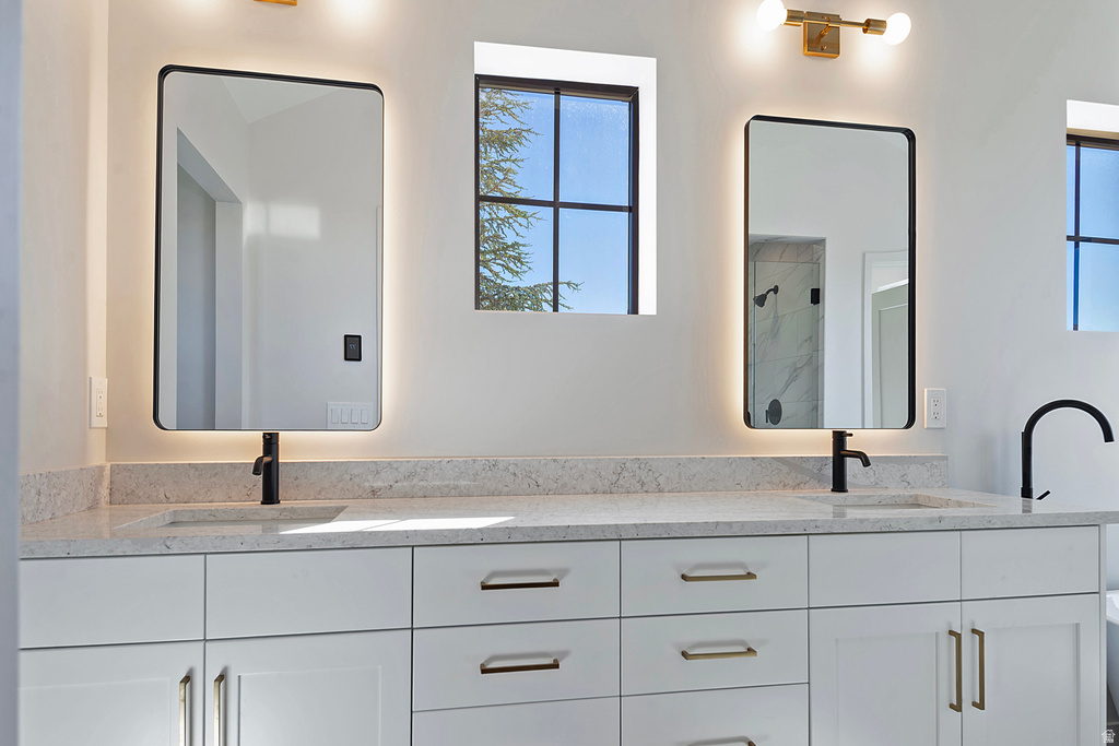 571 S MCCLELLAND ST Salt Lake City, UT 84102