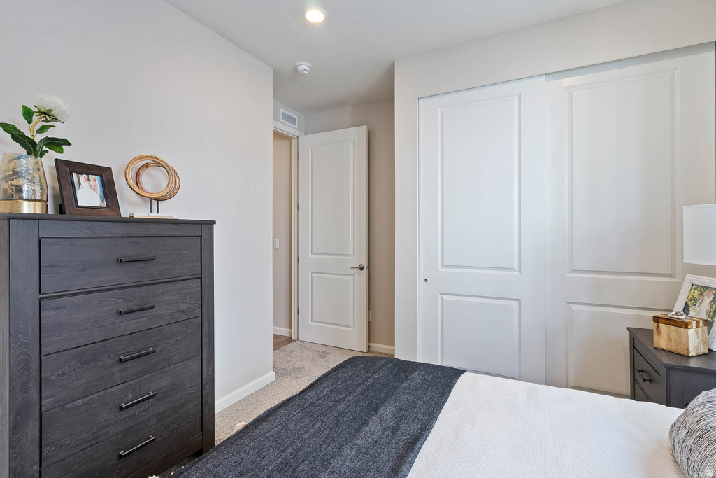 6157 W FOLLY ISLAND WAY South Jordan, UT 84009