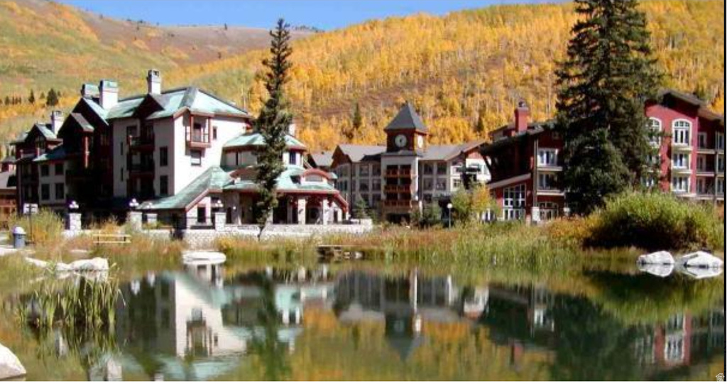 12080 E BIG COTTONWOOD CANYON RD #208 Solitude, UT 84121