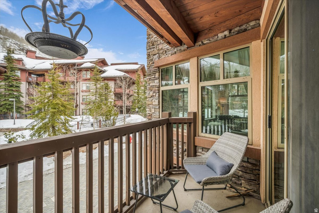 12080 E BIG COTTONWOOD CANYON RD #208 Solitude, UT 84121
