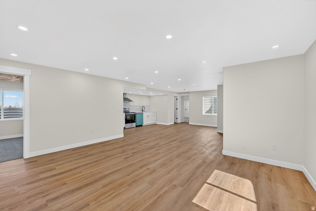 594 E SKYLINE Tooele, UT 84074