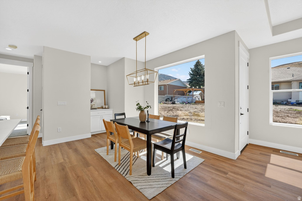 594 E SKYLINE Tooele, UT 84074
