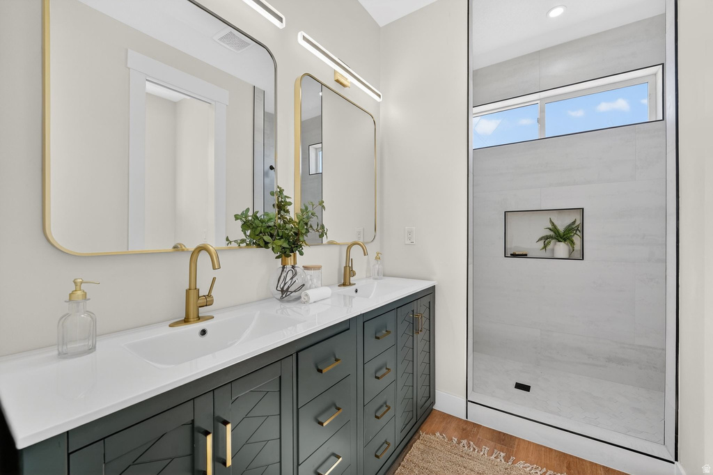 594 E SKYLINE Tooele, UT 84074