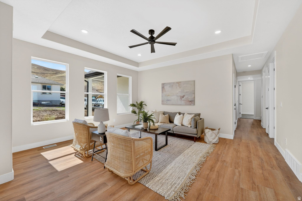 594 E SKYLINE Tooele, UT 84074