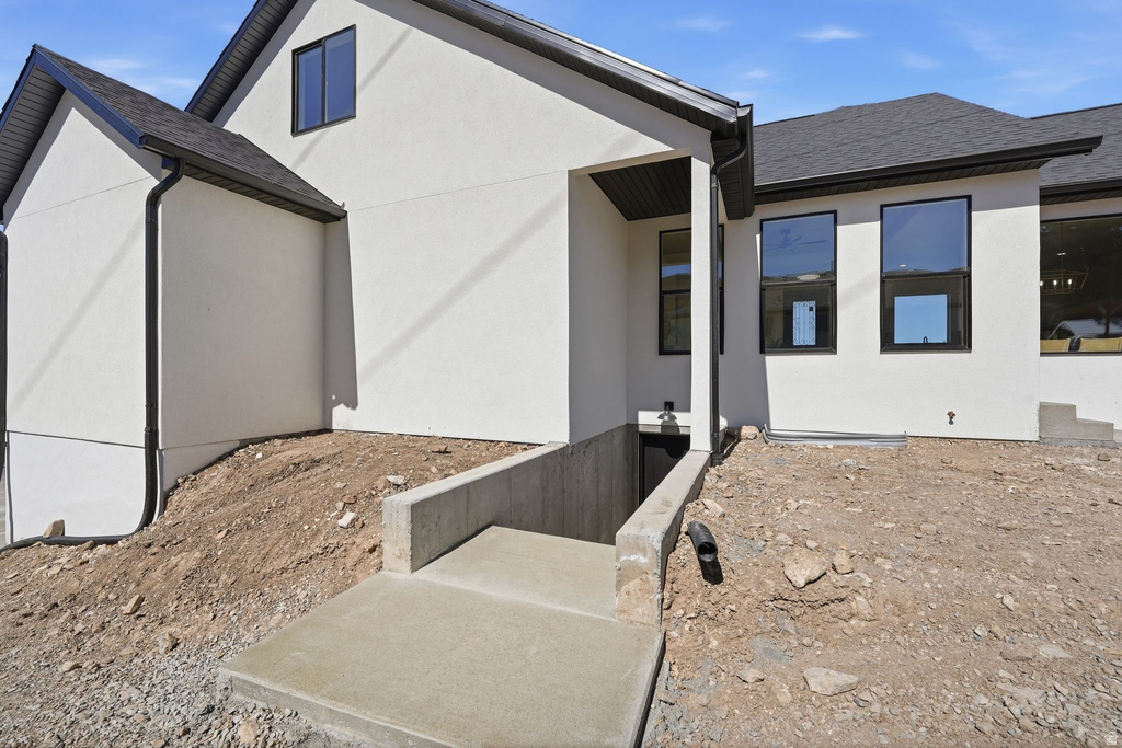 594 E SKYLINE Tooele, UT 84074