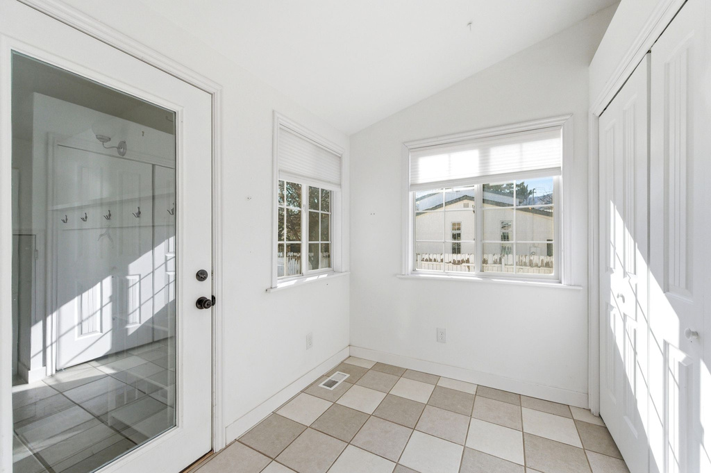 85 N 100 E Midway, UT 84049