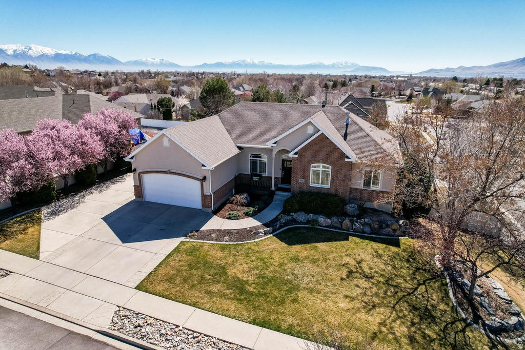 251 W 2125 N Lehi, UT 84043