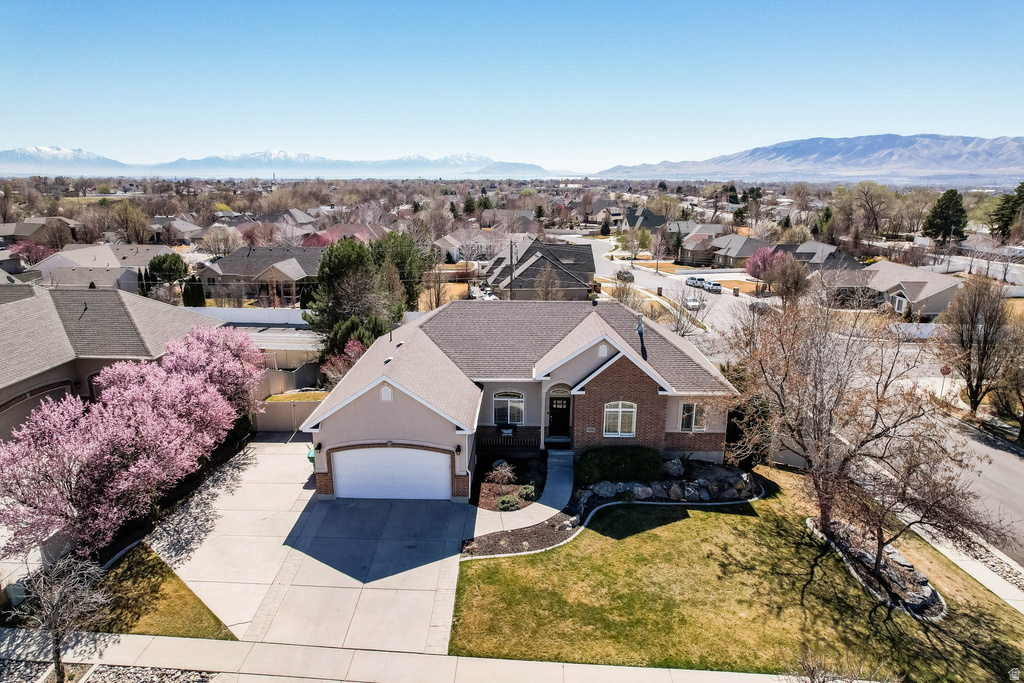 251 W 2125 N Lehi, UT 84043