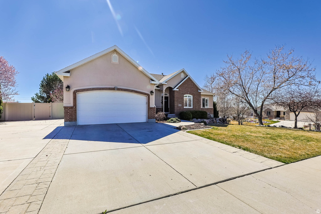 251 W 2125 N Lehi, UT 84043