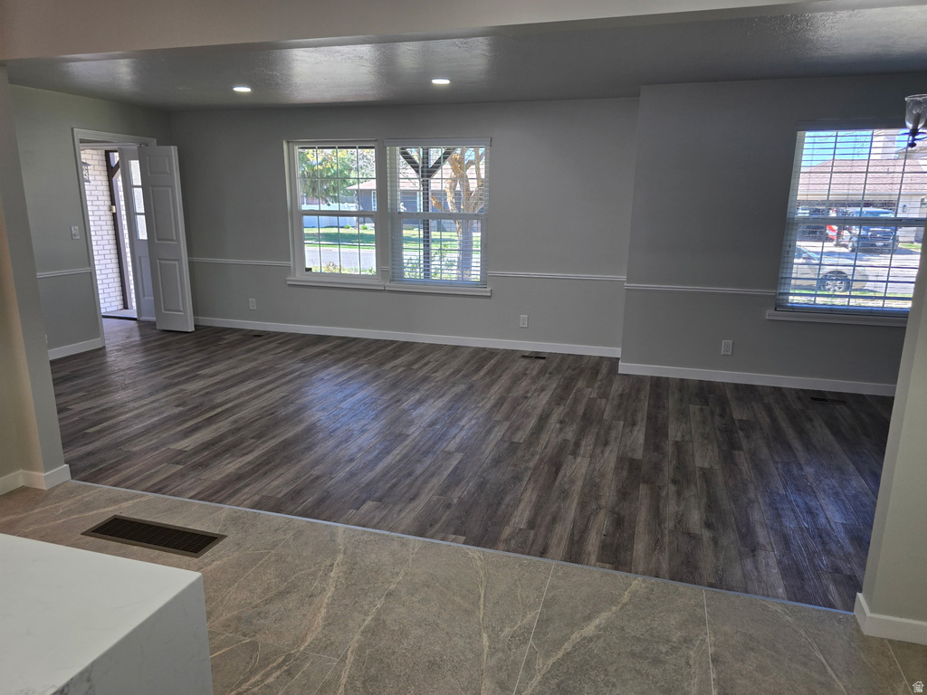 8483 S TERRACE DR Sandy, UT 84093