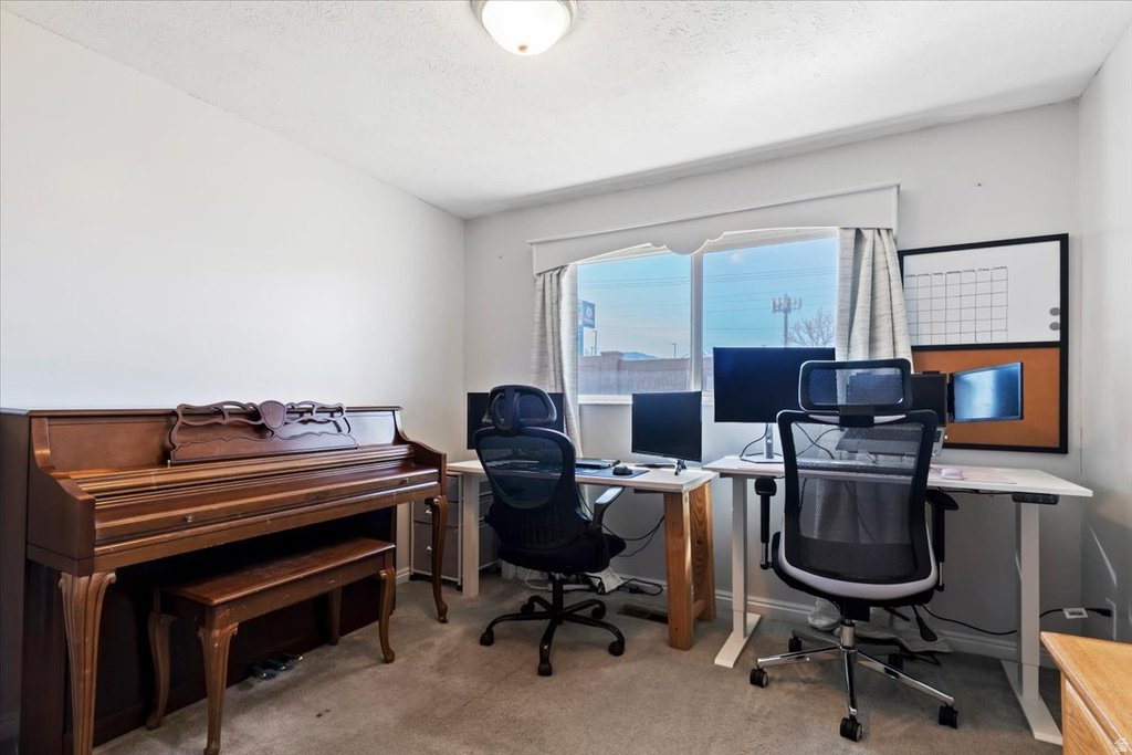 5578 W POACHER CIR Salt Lake City, UT 84118