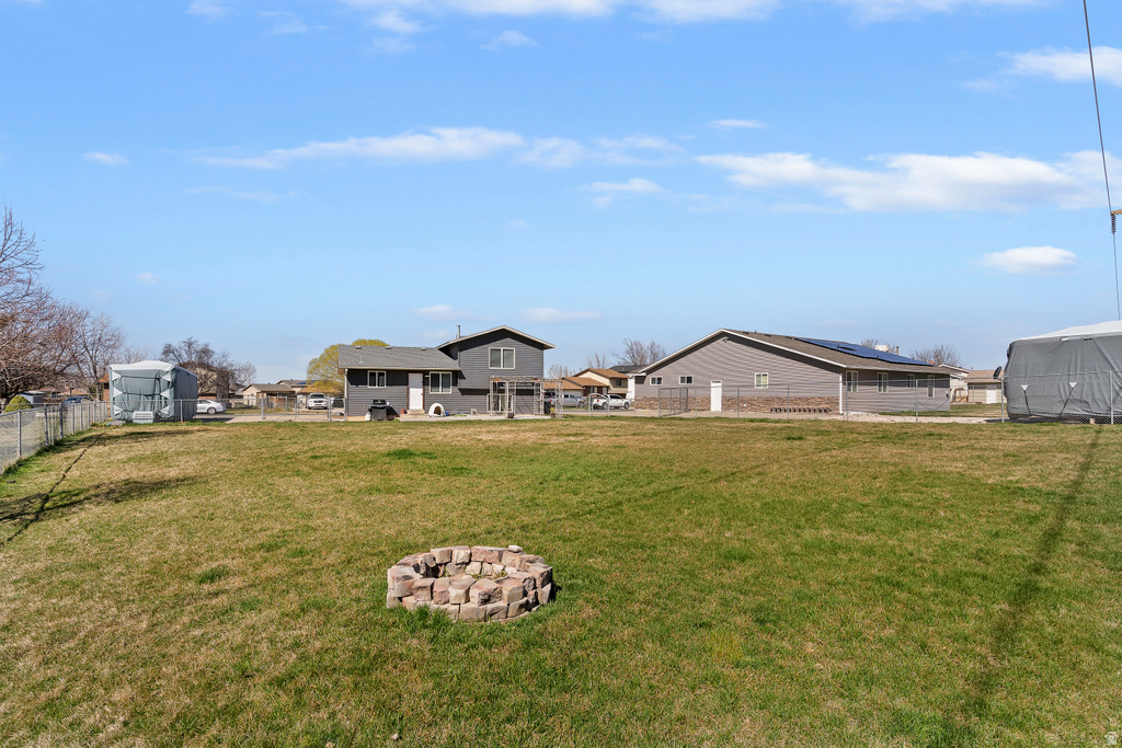 2522 N 2200 W Farr West, UT 84404