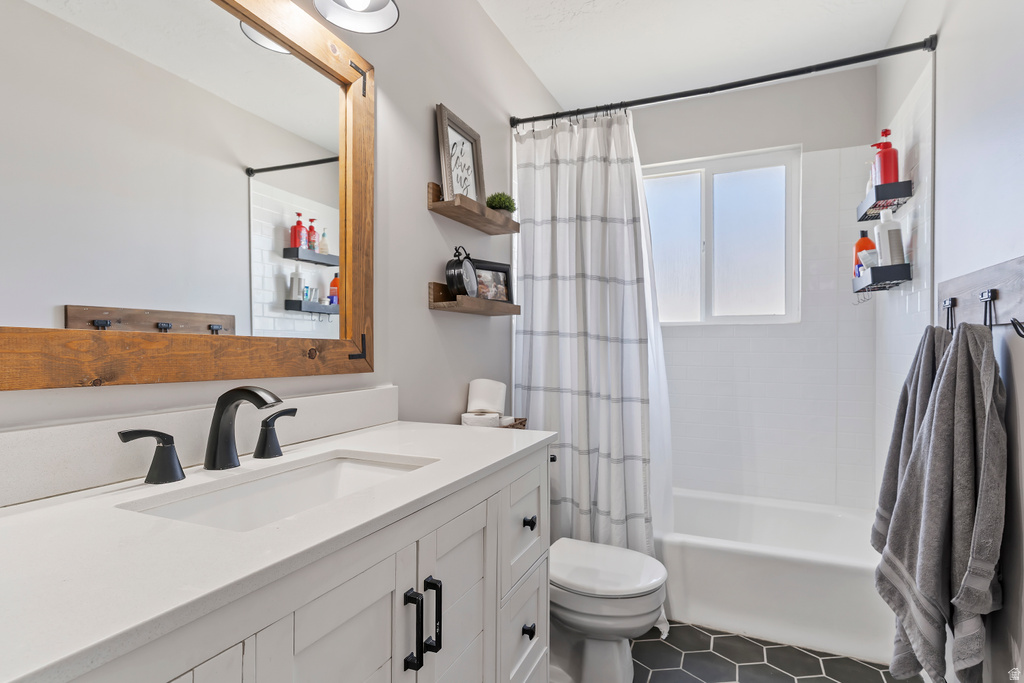 2522 N 2200 W Farr West, UT 84404