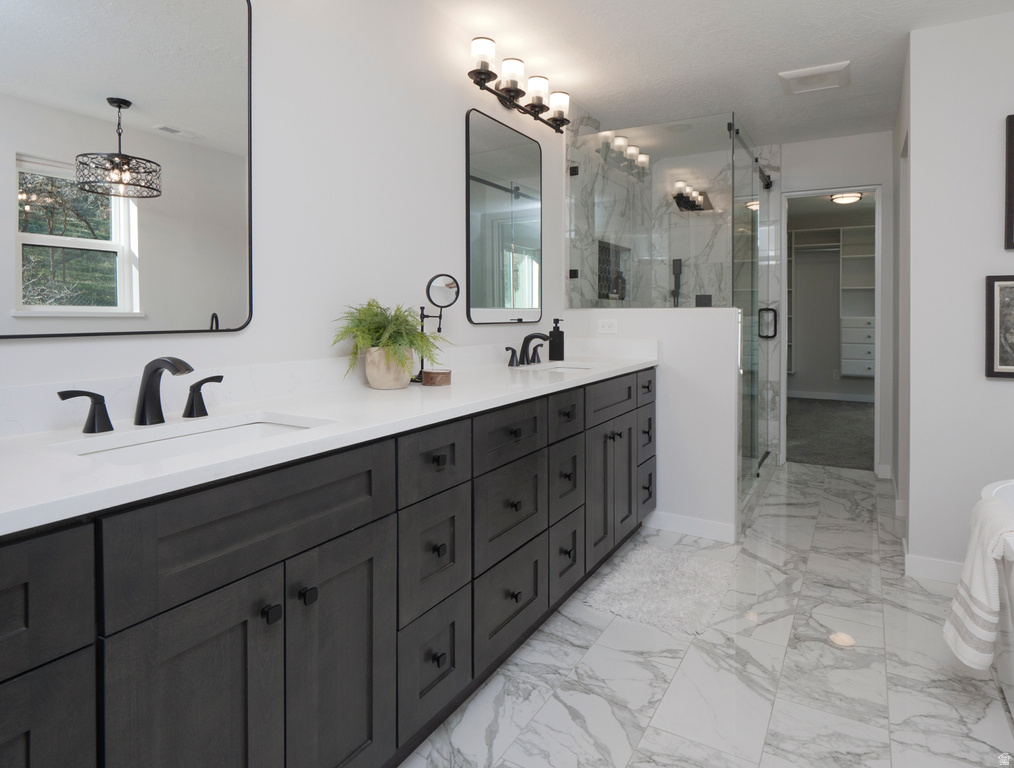 10828 S LOSTWOOD DR Sandy, UT 84092