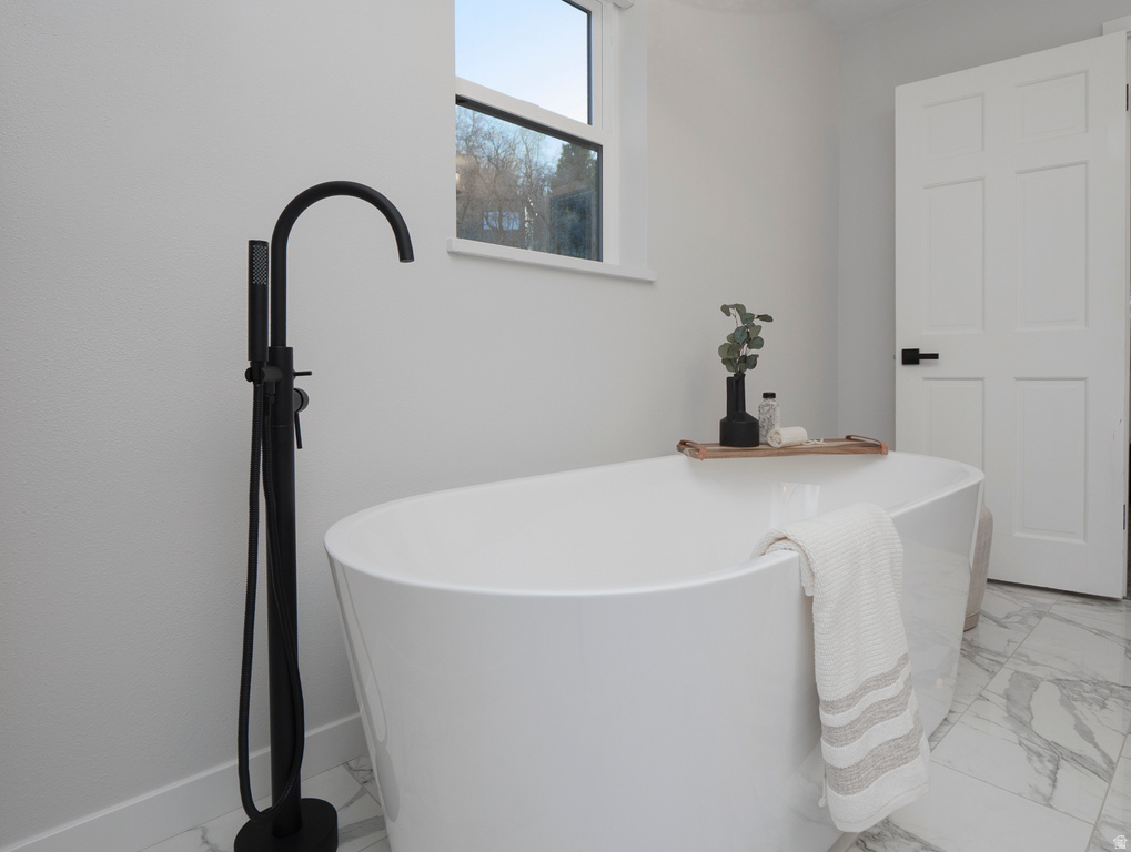 10828 S LOSTWOOD DR Sandy, UT 84092