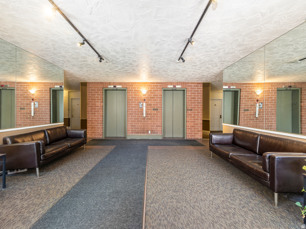 115 S 1100 E #401 Salt Lake City, UT 84102