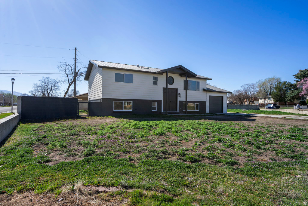 4817 S 3960 W Taylorsville, UT 84129