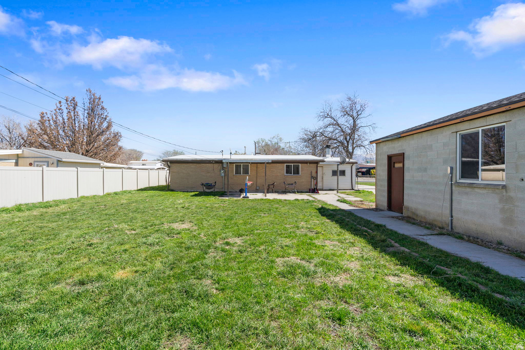 3260 S MAPLE WAY West Valley City, UT 84119