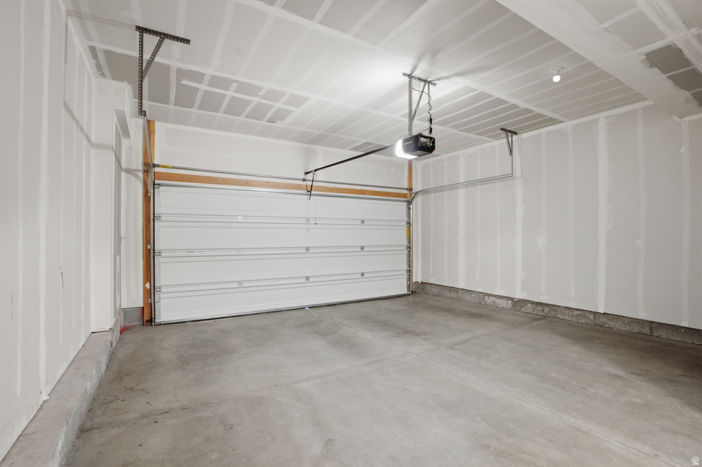 4211 W ANTELOPE PARK CT Riverton, UT 84096