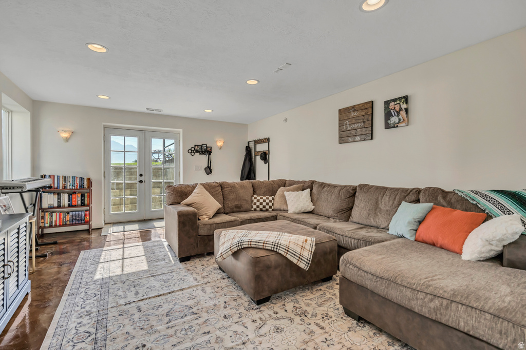 6095 S KAROS CIR Taylorsville, UT 84123