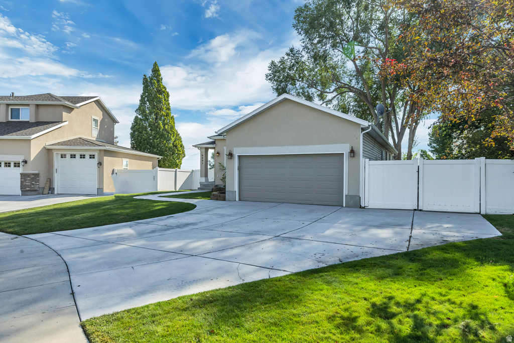 6095 S KAROS CIR Taylorsville, UT 84123