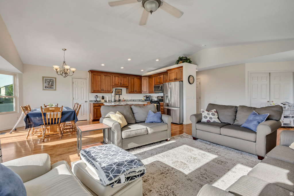 6095 S KAROS CIR Taylorsville, UT 84123