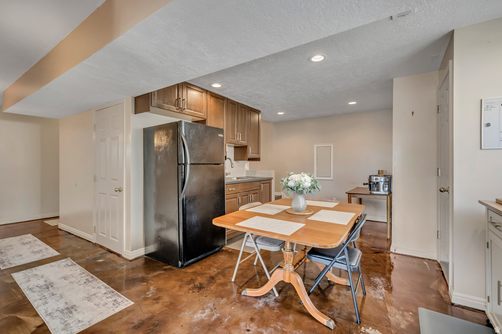 6095 S KAROS CIR Taylorsville, UT 84123