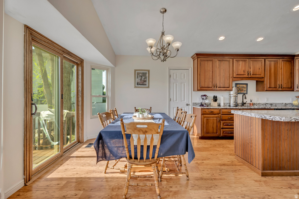 6095 S KAROS CIR Taylorsville, UT 84123