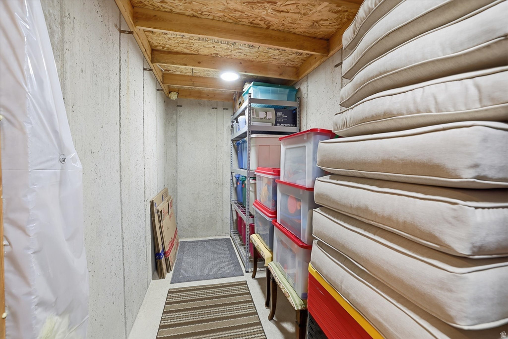 522 N 800 E Hyde Park, UT 84318