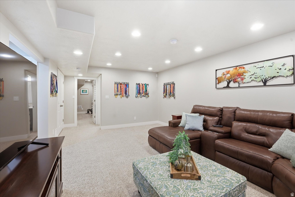 522 N 800 E Hyde Park, UT 84318