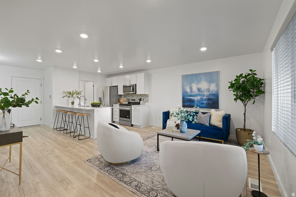 106 N HEADING ROW Saratoga Springs, UT 84045