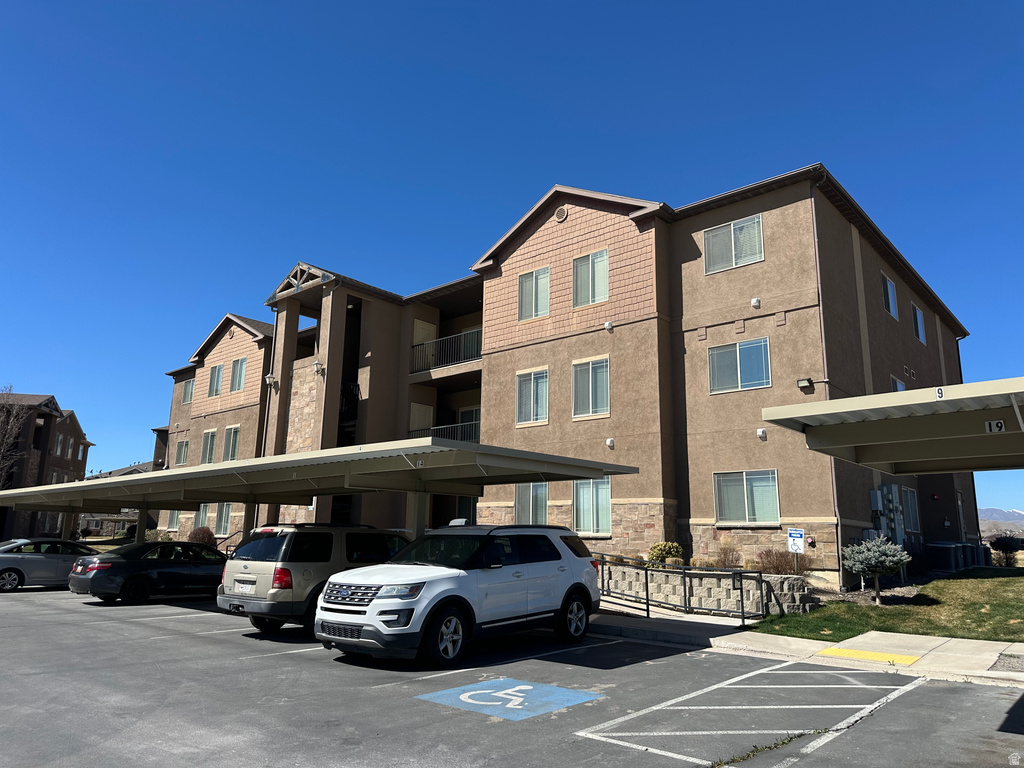 8215 N CLEAR ROCK RD #12 Eagle Mountain, UT 84005