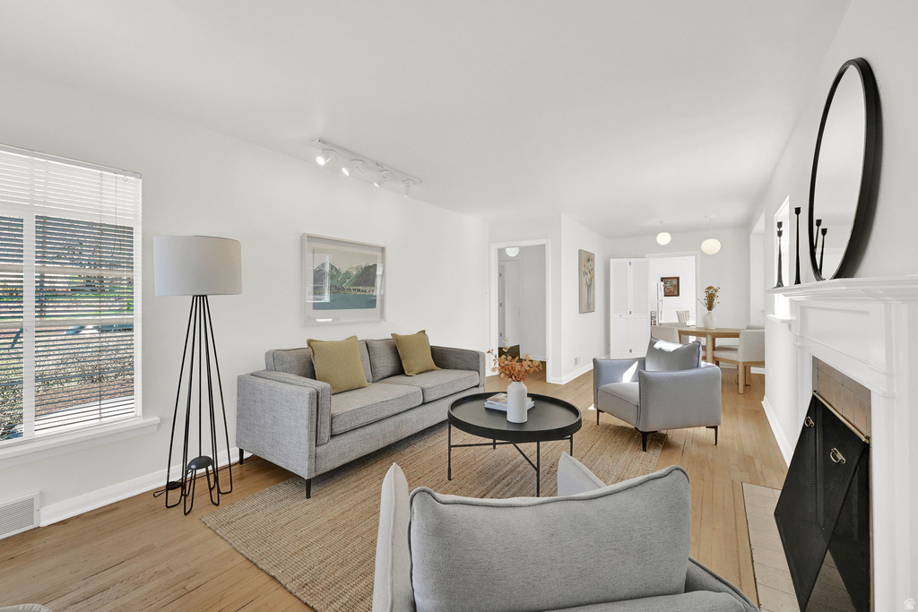 38 N O ST Salt Lake City, UT 84103