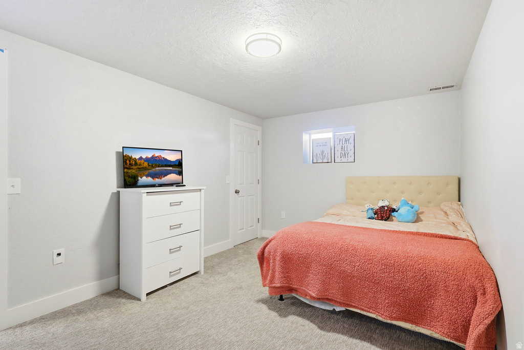 1147 W 25 S Clearfield, UT 84015