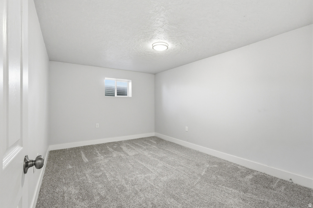 1147 W 25 S Clearfield, UT 84015