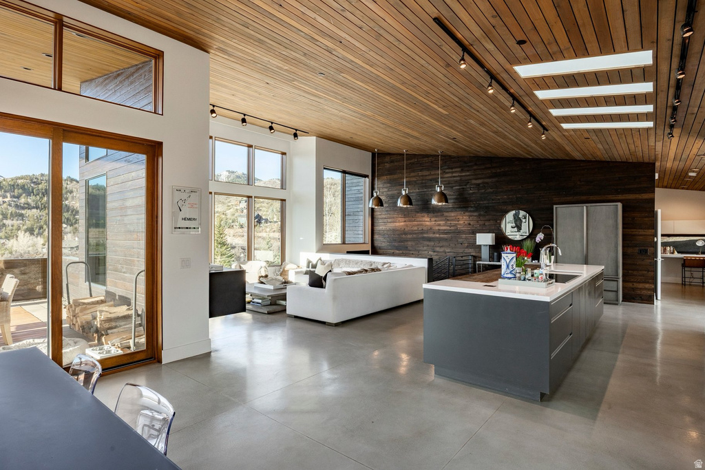 3682 SUNRIDGE DR Park City, UT 84098