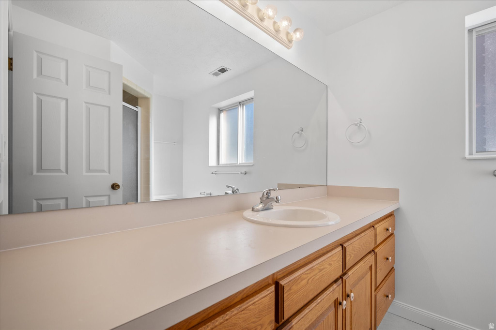 1543 N CHERRY BLOSSOM DR Farmington, UT 84025