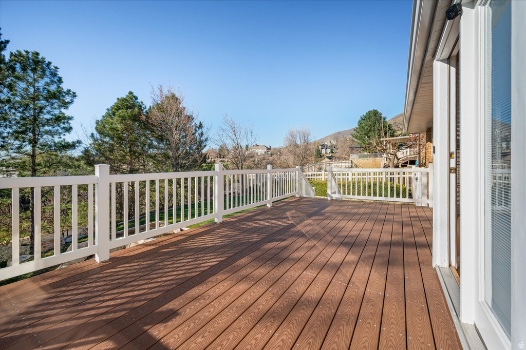 1543 N CHERRY BLOSSOM DR Farmington, UT 84025