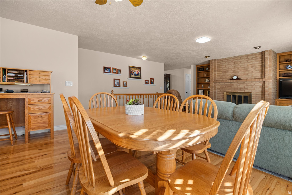 1543 N CHERRY BLOSSOM DR Farmington, UT 84025