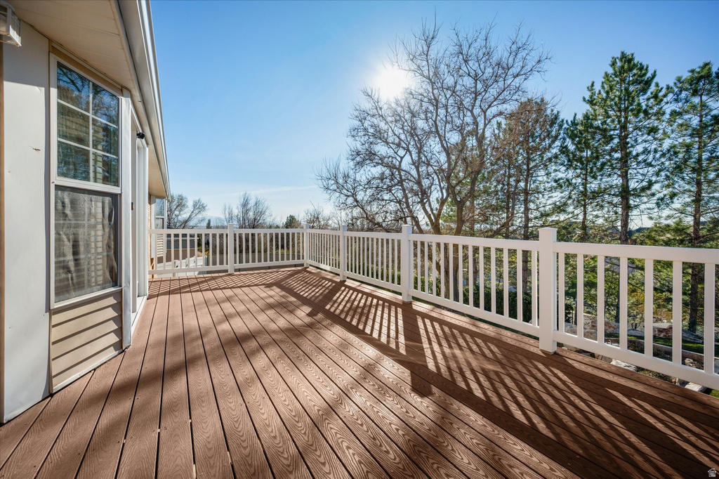 1543 N CHERRY BLOSSOM DR Farmington, UT 84025