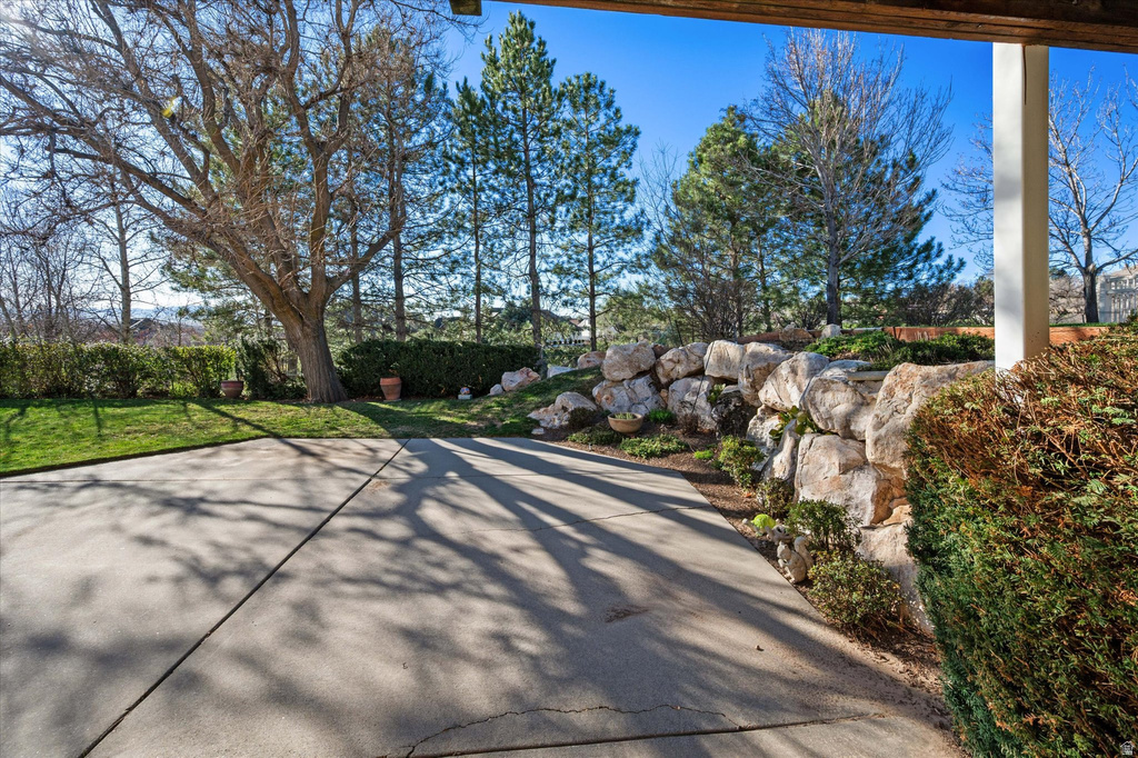 1543 N CHERRY BLOSSOM DR Farmington, UT 84025