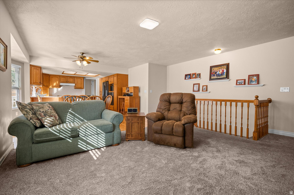 1543 N CHERRY BLOSSOM DR Farmington, UT 84025