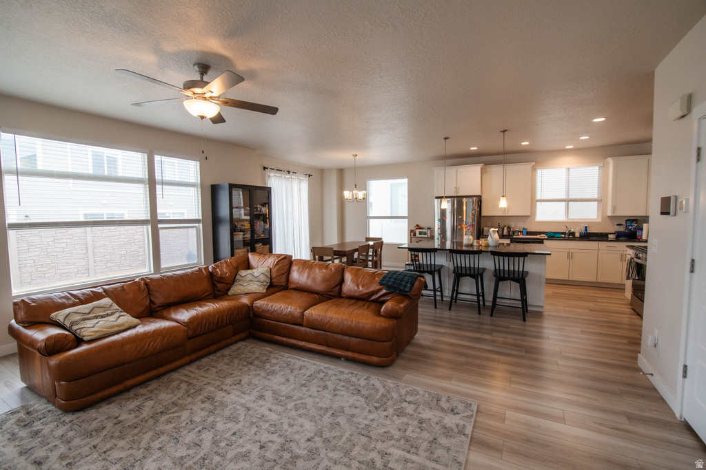 4172 E TIVON LN Eagle Mountain, UT 84005