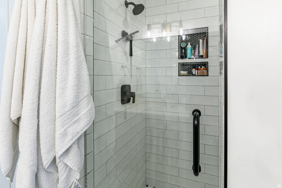 6355 S WASATCHBACK DR Mountain Green, UT 84050