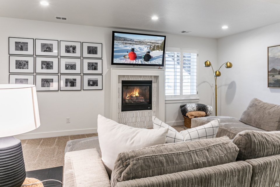 6355 S WASATCHBACK DR Mountain Green, UT 84050