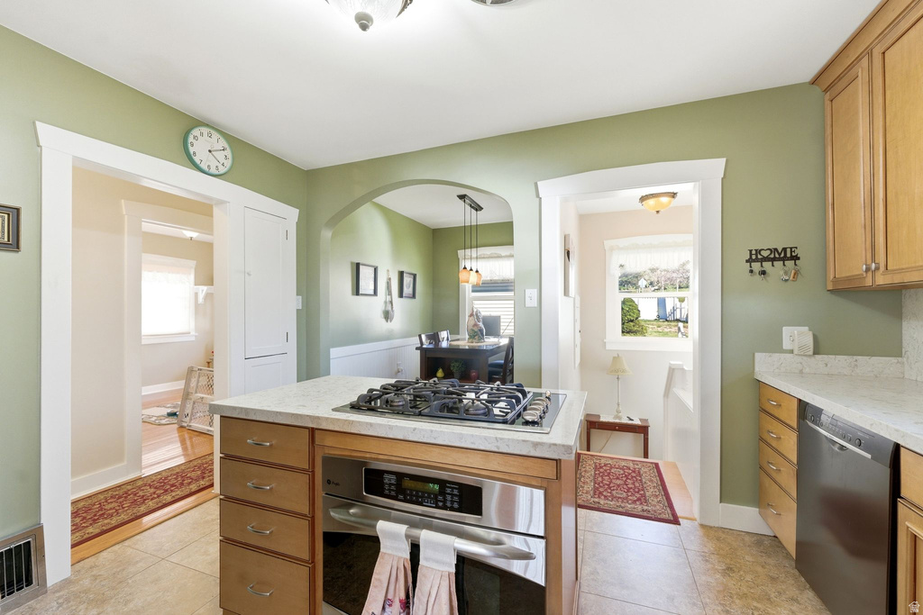 6 N 800 E Bountiful, UT 84010